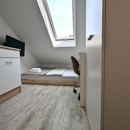 Miniscule Urban Tent Загреб Екстериор снимка